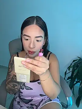 Lisabrown 23 online show from March 7, 2026, 11:24 pm