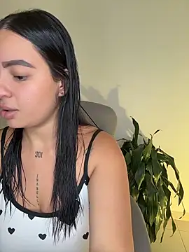 Lisabrown 23 online show from March 13, 2026, 11:22 pm