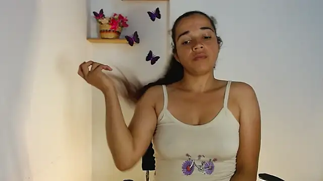 MagicHoney8 online show from March 15, 2026, 5:24 am