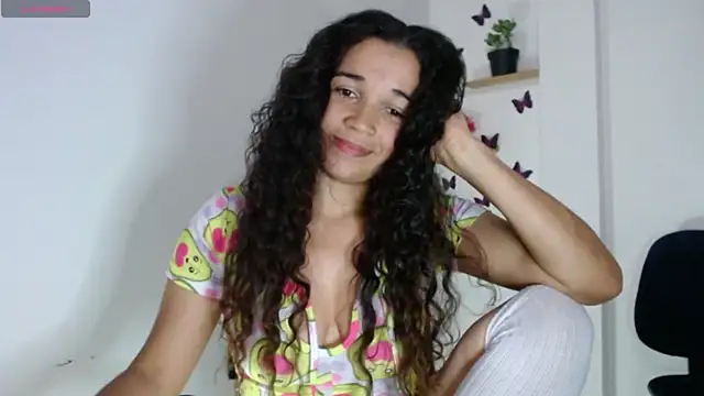 MagicHoney8 online show from March 17, 2026, 3:00 am