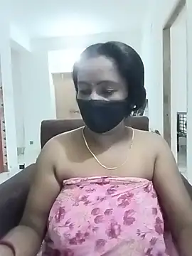 misti-boudii online show from June 26, 2026, 1:26 pm