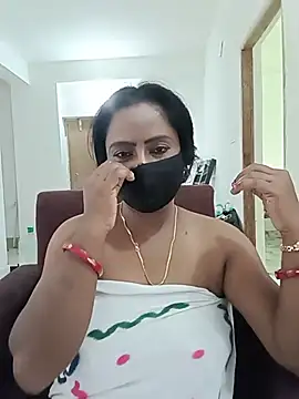 misti-boudii online show from June 27, 2026, 1:32 am