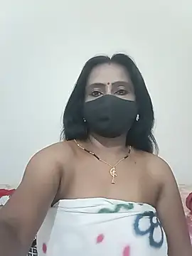 misti-boudii online show from July 10, 2026, 1:36 pm
