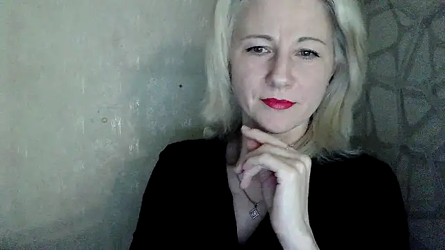 Katerina-Kissa online show from April 10, 2026, 6:56 pm