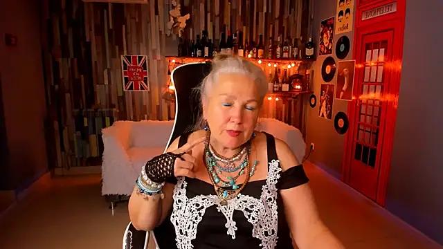 Snapshot of LilaMaharani chatting on June 20, 2026, 1:58 pm LilaMaharani online show from June 20, 2026, 1:58 pm