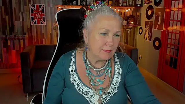 Snapshot of LilaMaharani chatting on June 22, 2026, 2:25 pm LilaMaharani online show from June 22, 2026, 2:25 pm