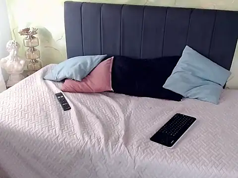 abraham xo online show from March 17, 2026, 1:03 pm