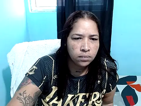 RenataGrimaldi online show from May 12, 2026, 9:34 pm