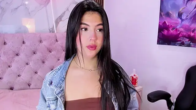 AbrilQuintana  online show from April 30, 2026, 11:27 am