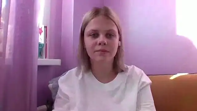 RoyalNovaX online show from March 18, 2026, 1:14 pm