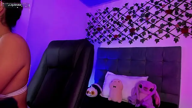 charlotte keyss online show from March 16, 2026, 4:22 pm