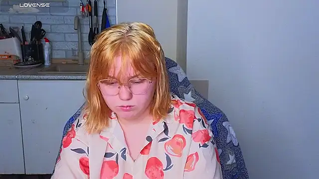 soft focus online show from April 30, 2026, 4:52 am