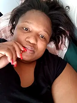 Snapshot of Cuddle_Zee chatting on March 10, 2026, 10:20 am Cuddle Zee online show from March 10, 2026, 10:20 am