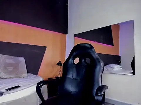 james lee2 online show from March 9, 2026, 7:51 pm