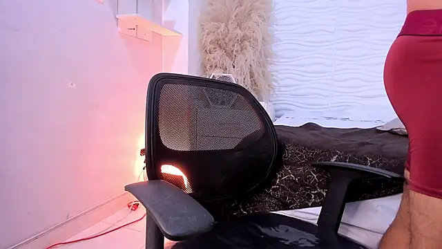 Snapshot of MaxiStanford chatting on March 8, 2026, 2:04 am MaxiStanford online show from March 8, 2026, 2:04 am