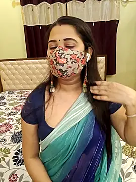 MONAJI HOT online show from April 18, 2026, 6:01 pm