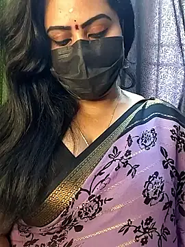 honey-cutie online show from March 21, 2026, 10:20 am