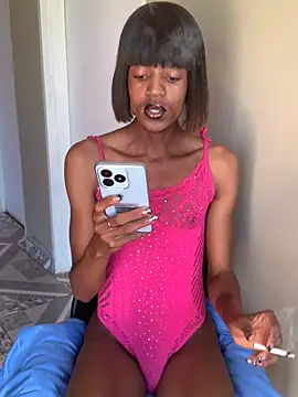 Snapshot of Kinky-Nicky04 chatting on April 8, 2026, 9:20 am Kinky-Nicky04 online show from April 8, 2026, 9:20 am