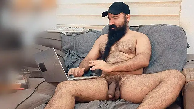 Snapshot of Barba_Negra_Fumador chatting on May 7, 2026, 4:23 pm Barba Negra Fumador online show from May 7, 2026, 4:23 pm