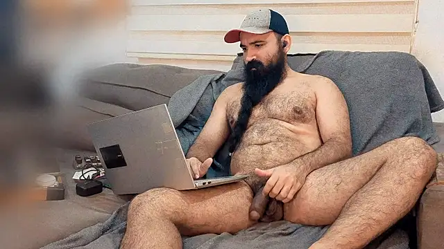 Snapshot of Barba_Negra_Fumador chatting on May 8, 2026, 9:53 pm Barba Negra Fumador online show from May 8, 2026, 9:53 pm