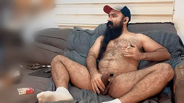 Snapshot of Barba_Negra_Fumador chatting on May 12, 2026, 6:10 am Barba Negra Fumador online show from May 12, 2026, 6:10 am