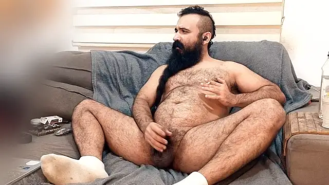 Snapshot of Barba_Negra_Fumador chatting on June 8, 2026, 1:28 am Barba Negra Fumador online show from June 8, 2026, 1:28 am