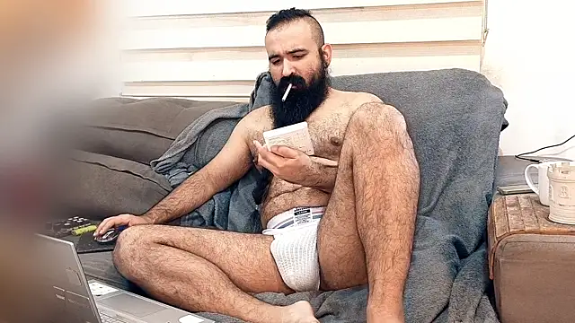 Snapshot of Barba_Negra_Fumador chatting on June 19, 2026, 6:56 pm Barba Negra Fumador online show from June 19, 2026, 6:56 pm