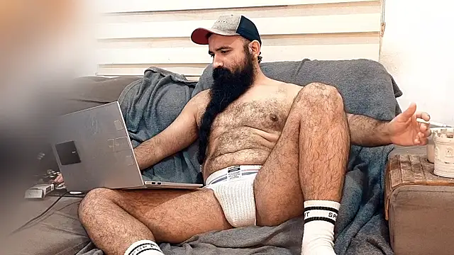 Snapshot of Barba_Negra_Fumador chatting on June 21, 2026, 8:44 pm Barba Negra Fumador online show from June 21, 2026, 8:44 pm