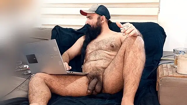 Snapshot of Barba_Negra_Fumador chatting on July 11, 2026, 6:21 pm Barba Negra Fumador online show from July 11, 2026, 6:21 pm