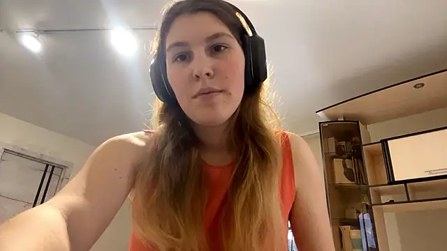 JoanieMochel online show from March 13, 2026, 2:23 pm