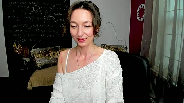 Snapshot of Kate_Millersi chatting on July 31, 2026, 12:04 pm Kate Millersi online show from July 31, 2026, 12:04 pm