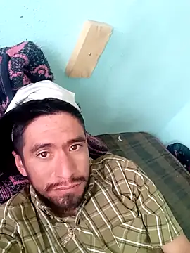 Elcaliente24 online show from March 2, 2026, 8:59 pm