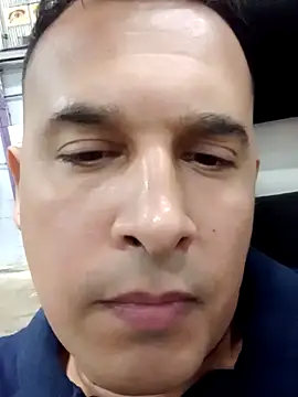 Ezehombre online show from March 30, 2026, 3:29 am