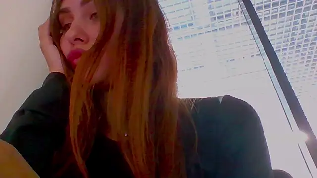 Snapshot of yourameliaa chatting on June 14, 2026, 12:51 pm yourameliaa online show from June 14, 2026, 12:51 pm