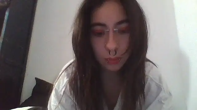 Moonandzukko online show from June 26, 2026, 10:36 pm