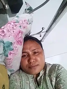 Snapshot of Rashi_bhabi chatting on April 9, 2026, 5:29 am Rashi bhabi online show from April 9, 2026, 5:29 am