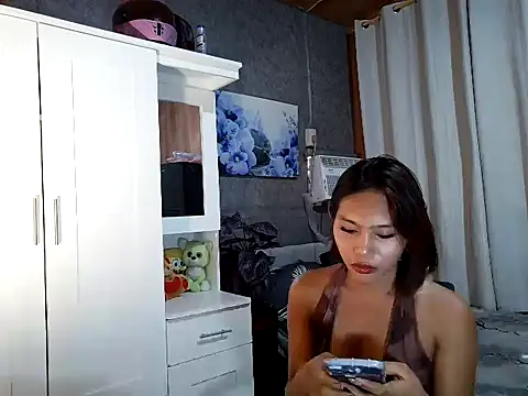 badlexi09 online show from June 15, 2026, 7:21 am