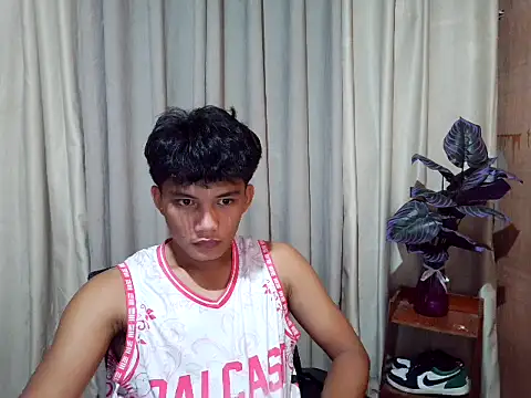 Snapshot of marksurelyhard chatting on March 12, 2026, 2:01 pm marksurelyhard online show from March 12, 2026, 2:01 pm