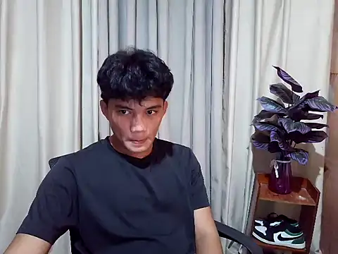 Snapshot of marksurelyhard chatting on March 19, 2026, 4:11 pm marksurelyhard online show from March 19, 2026, 4:11 pm