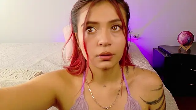 Sophie Evanns  online show from March 14, 2026, 6:02 pm