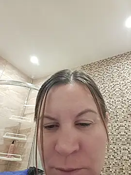 LaraHarper online show from May 3, 2026, 6:58 pm
