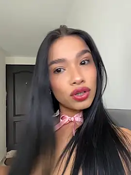 Snapshot of Bella_Smithe chatting on June 5, 2026, 4:13 pm Bella Smithe online show from June 5, 2026, 4:13 pm