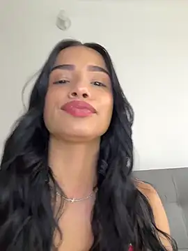 Snapshot of Bella_Smithe chatting on June 26, 2026, 4:11 pm Bella Smithe online show from June 26, 2026, 4:11 pm