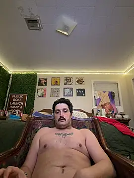 Snapshot of PoundedCajunGuy93 chatting on July 14, 2026, 2:16 am PoundedCajunGuy93 online show from July 14, 2026, 2:16 am