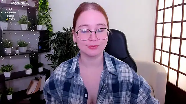 Anny Twelvetrees online show from March 8, 2026, 8:29 am