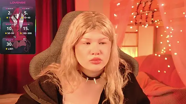 LilithNlsn online show from March 4, 2026, 8:42 am