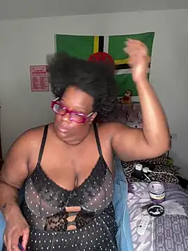 SweetCurvyRose online show from March 11, 2026, 8:48 pm