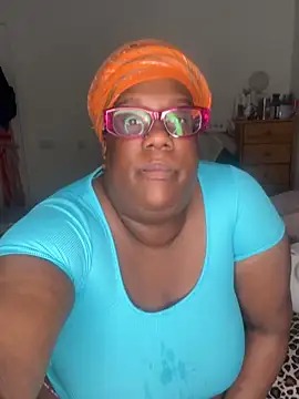 SweetCurvyRose online show from March 12, 2026, 9:21 pm