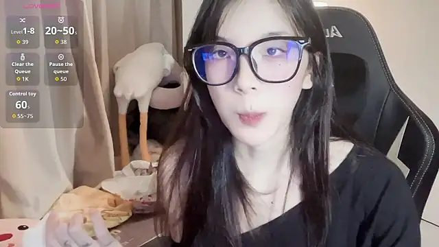Snapshot of paopao-666 chatting on May 17, 2026, 11:17 am paopao-666 online show from May 17, 2026, 11:17 am