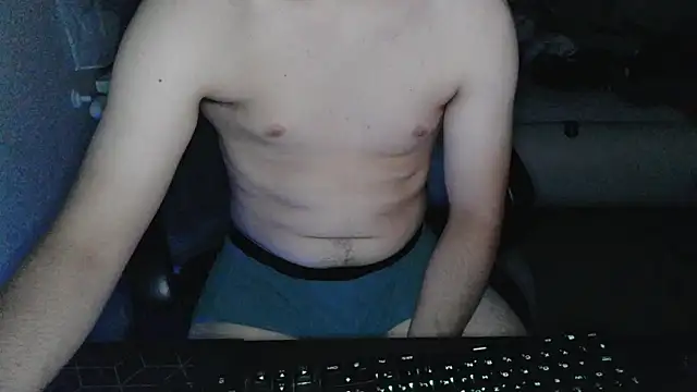 Snapshot of freklogas chatting on June 13, 2026, 9:57 pm freklogas online show from June 13, 2026, 9:57 pm